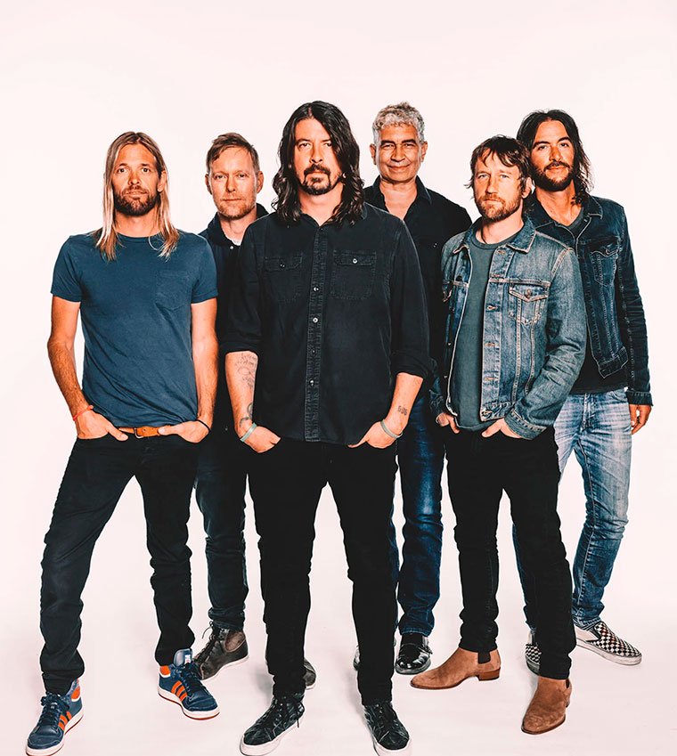 Foo Fighters promotional band photo