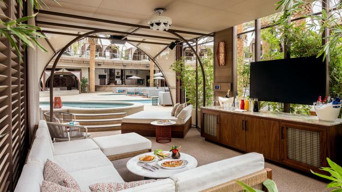 Ayu Dayclub