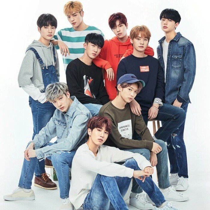 Stray Kids